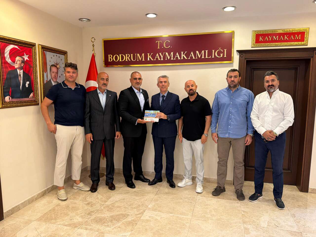 BODRUMKAİDER’den Bodrum Protokolüne Ziyaret: Fahri Hemşehrilik Plaketleri Takdim Edildi 1